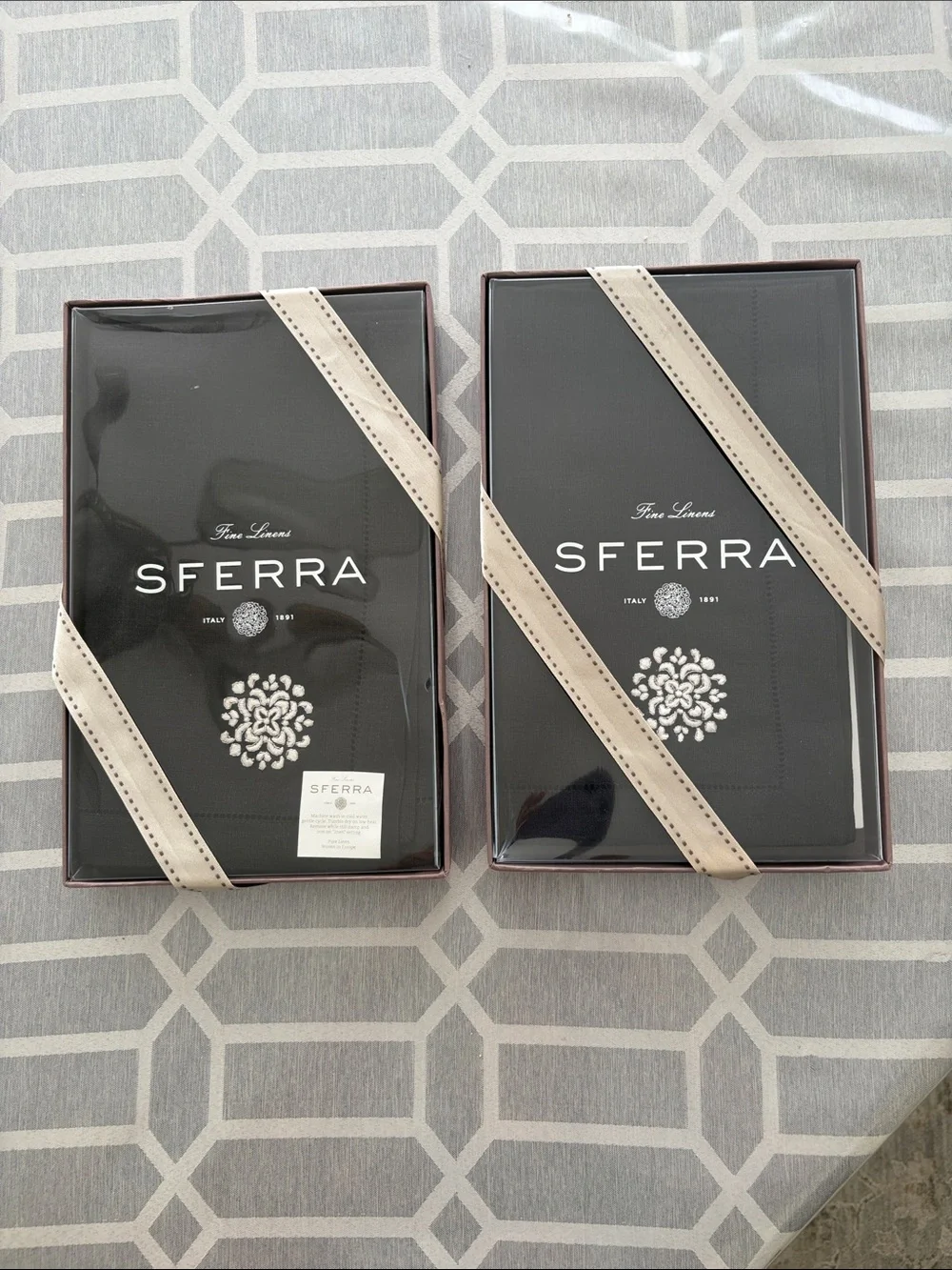 SFERRA Classic Black Linen Dinner Napkins with White Embroidered Motif